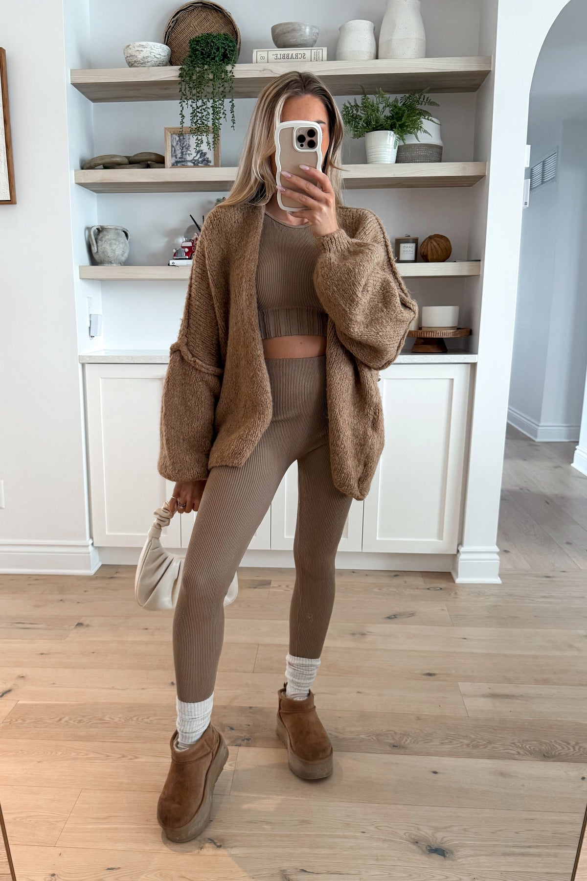 ELISABETH - Camel Sweater