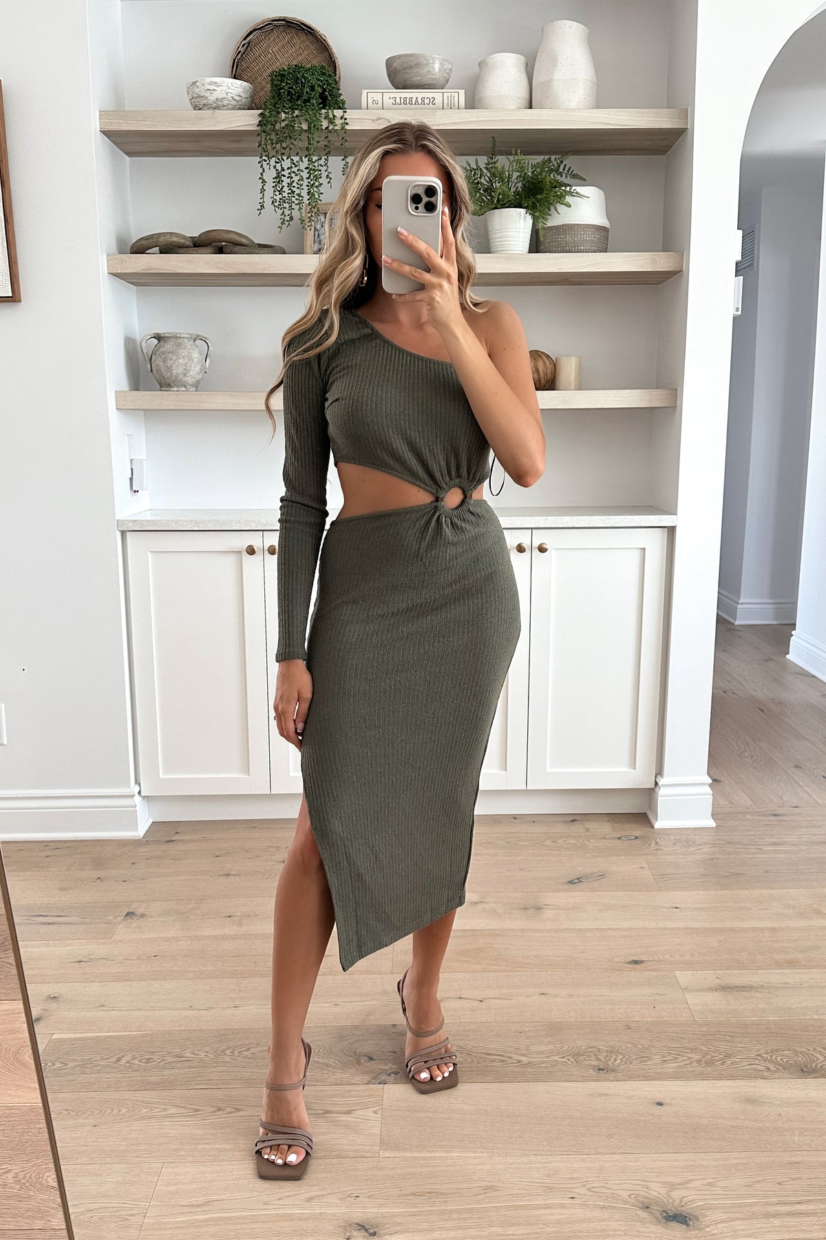 RESORT - Khaki Midi Dress