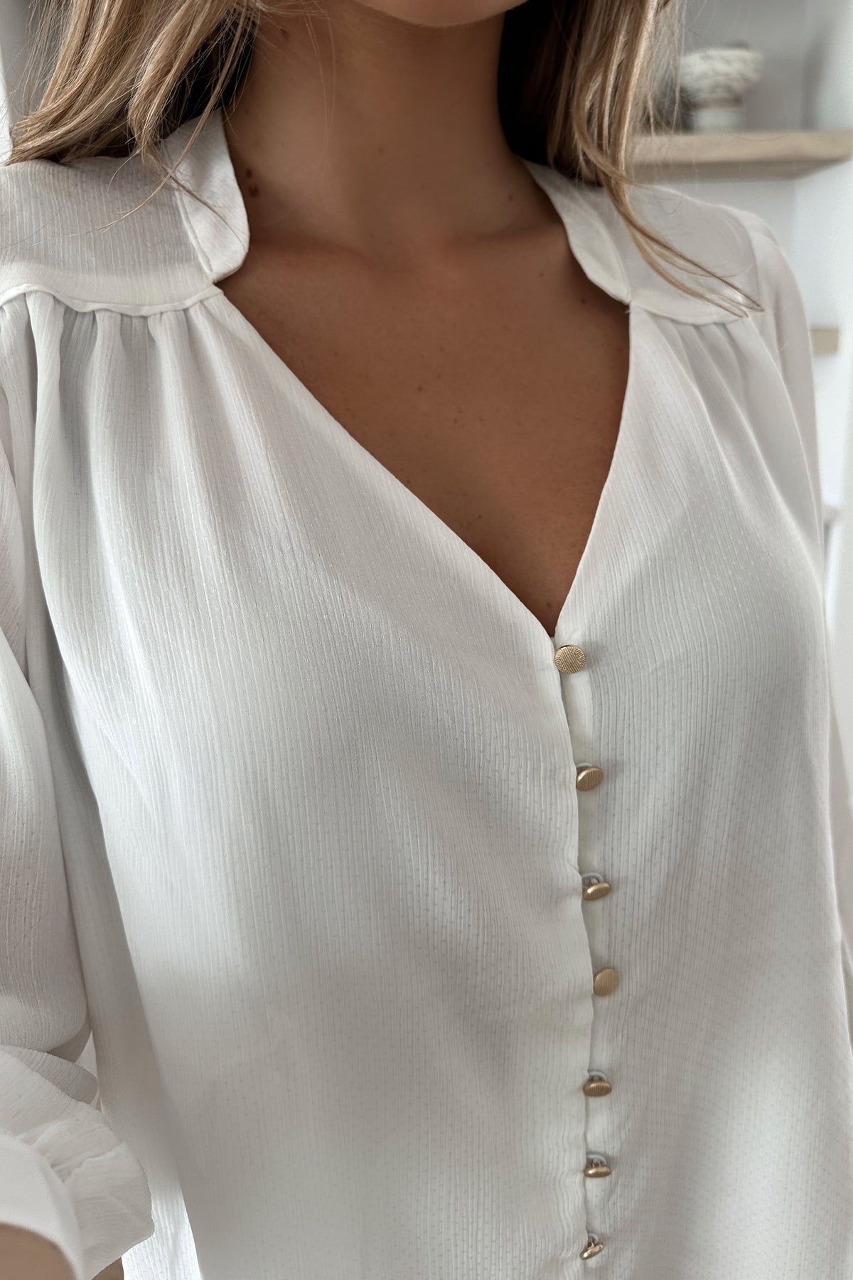DELICATE - White Shirt