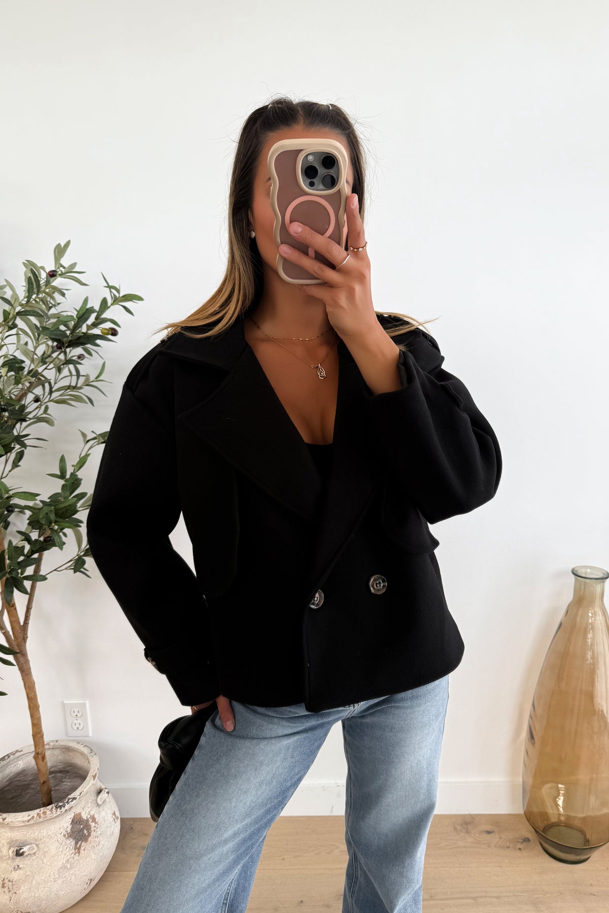 AYNA - Black Jacket