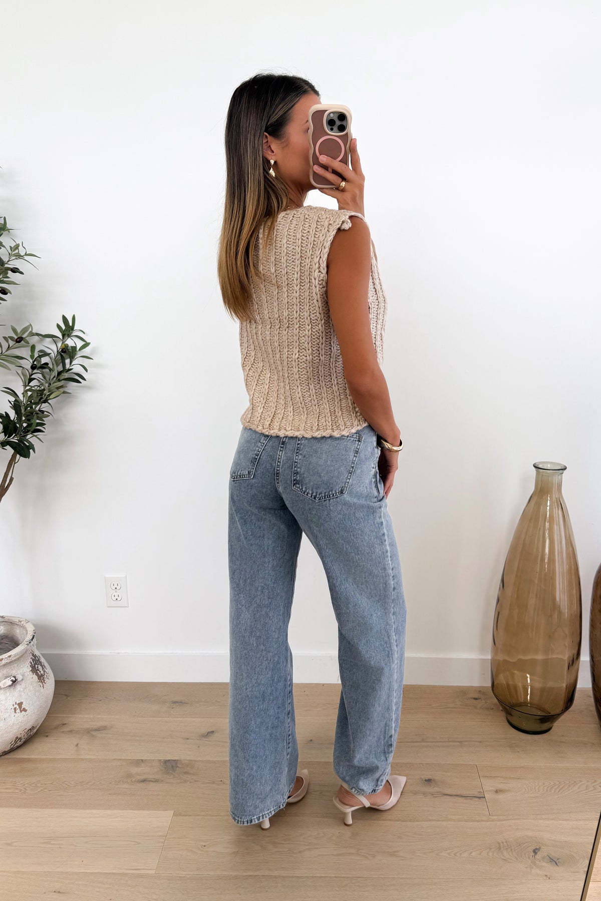 MADELEINE - Beige Top