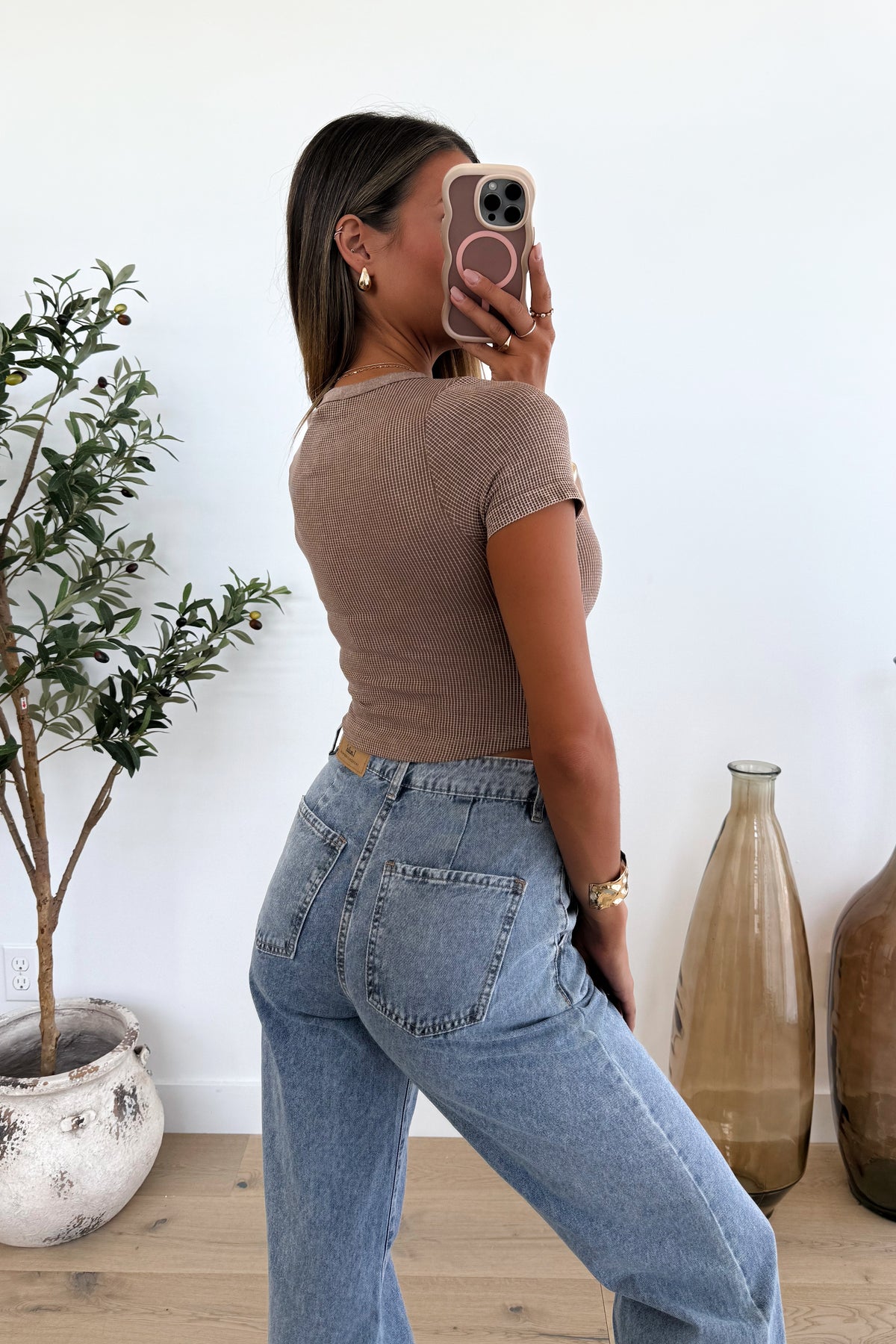 AXEL - Taupe Crop T-Shirt