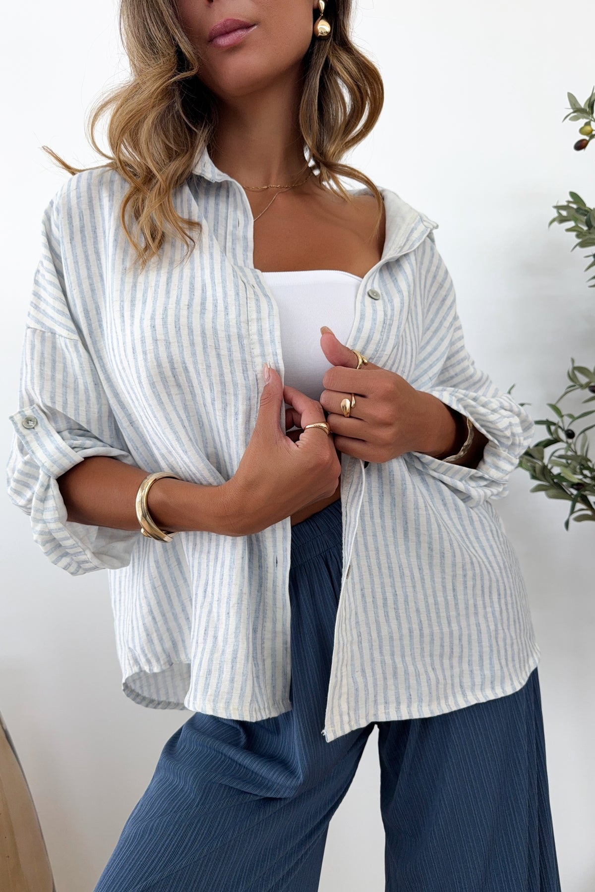 PAMPA - Light Blue Shirt