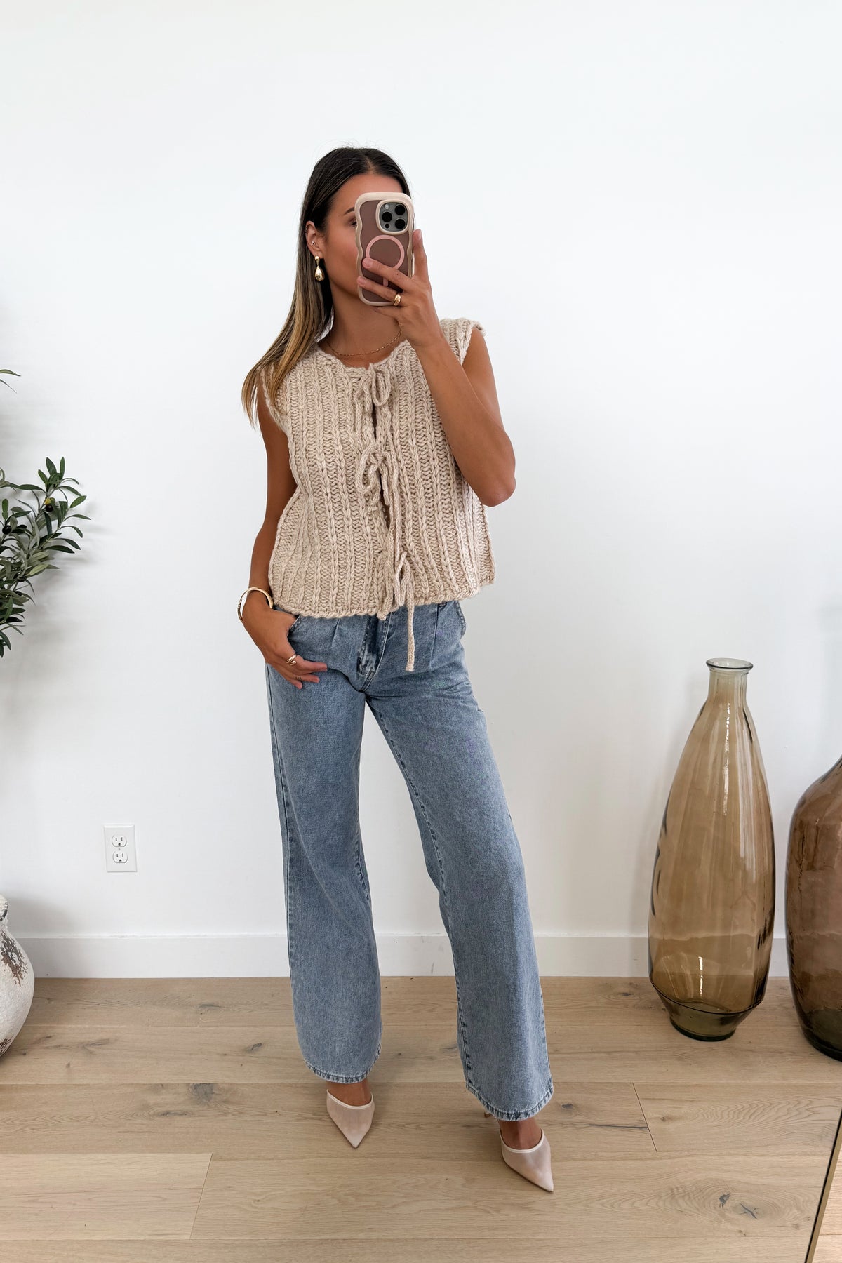 MADELEINE - Beige Top