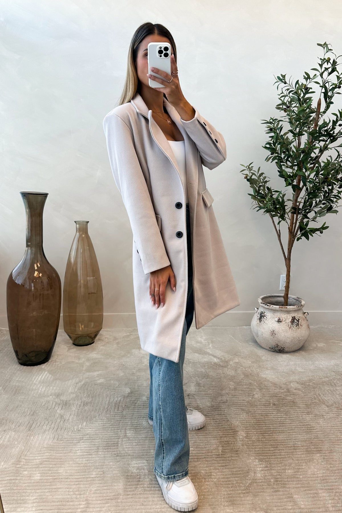 TAYLER - Greige Trench Coat