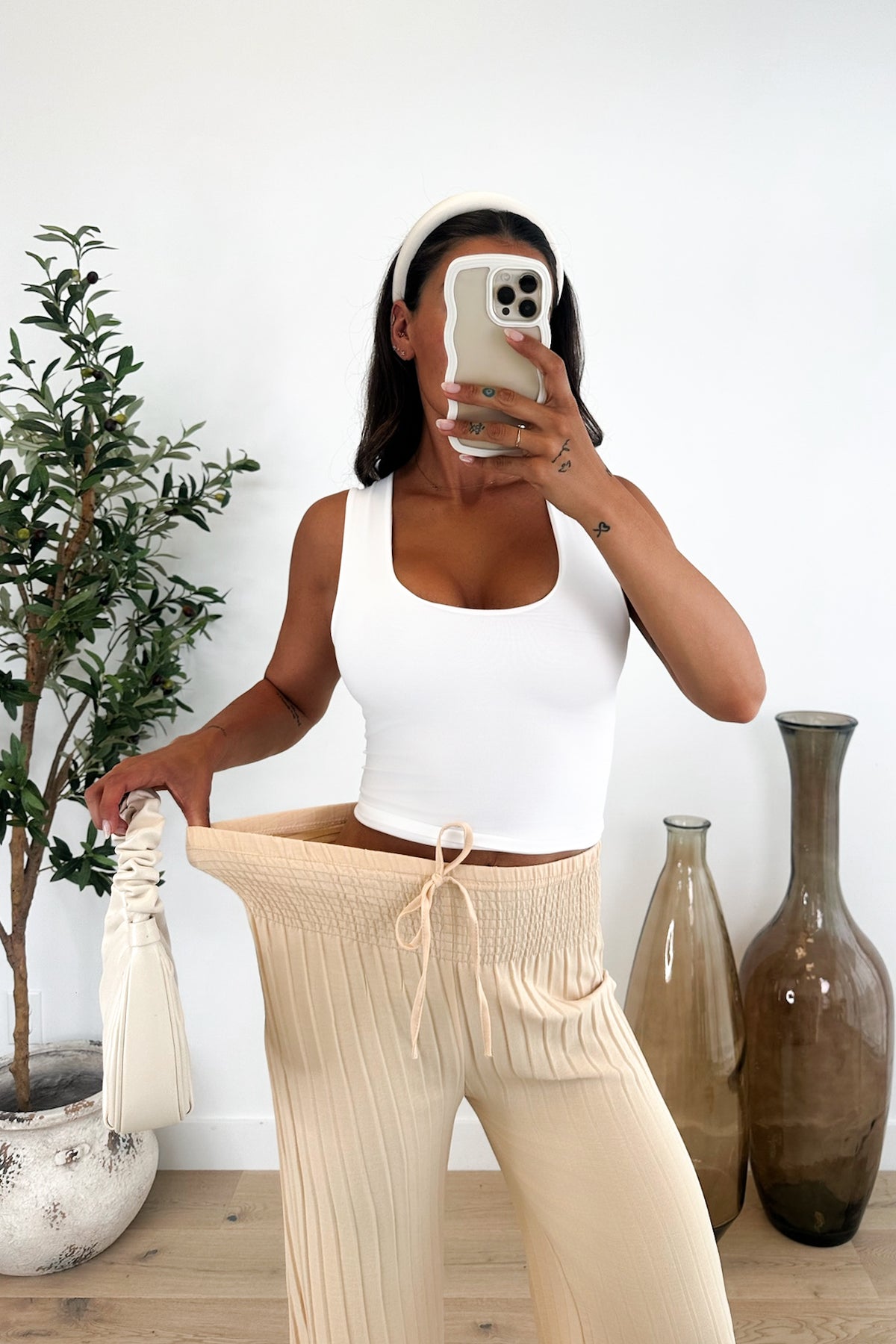 OLTEN - Pantalon / Beige