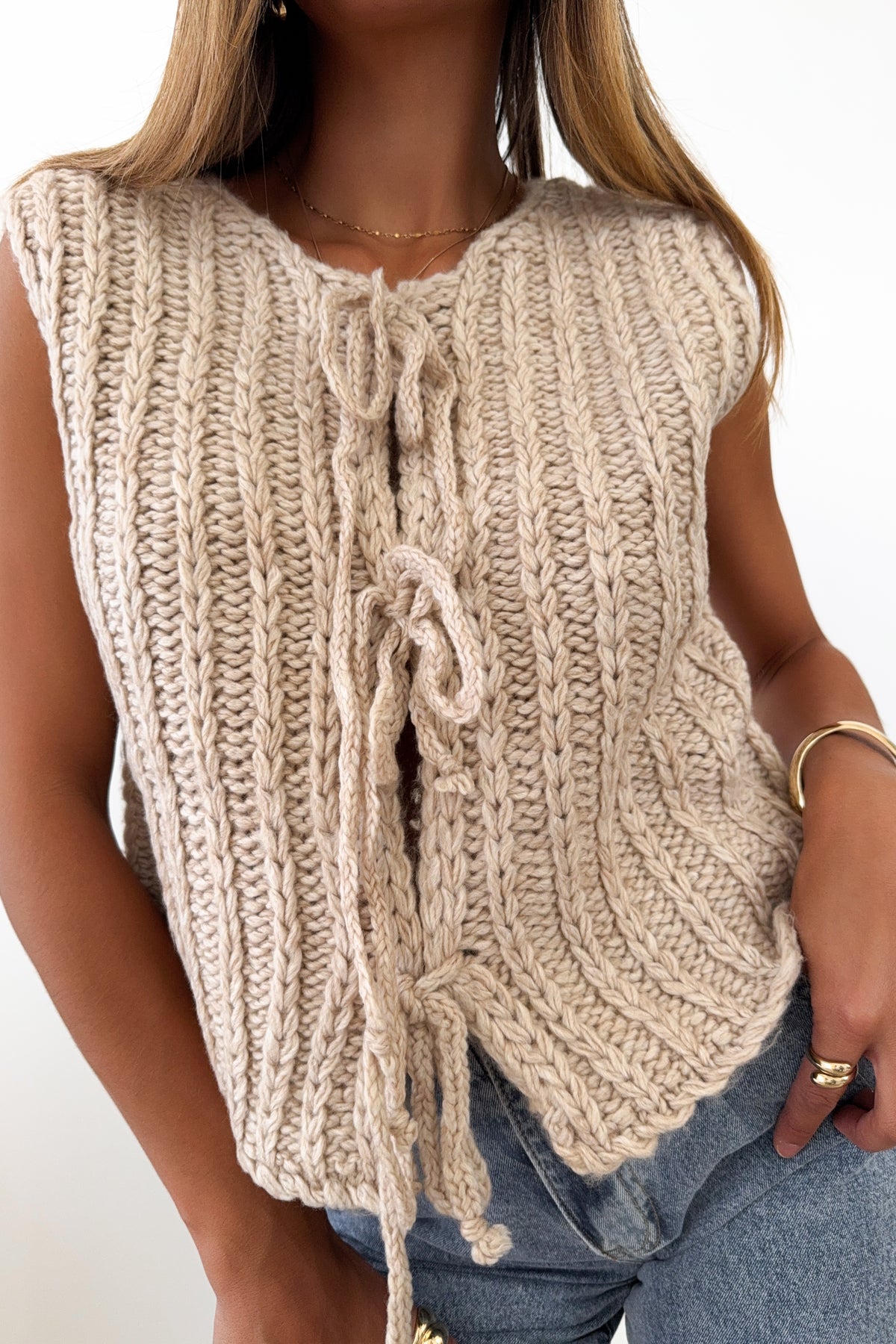 MADELEINE - Beige Top