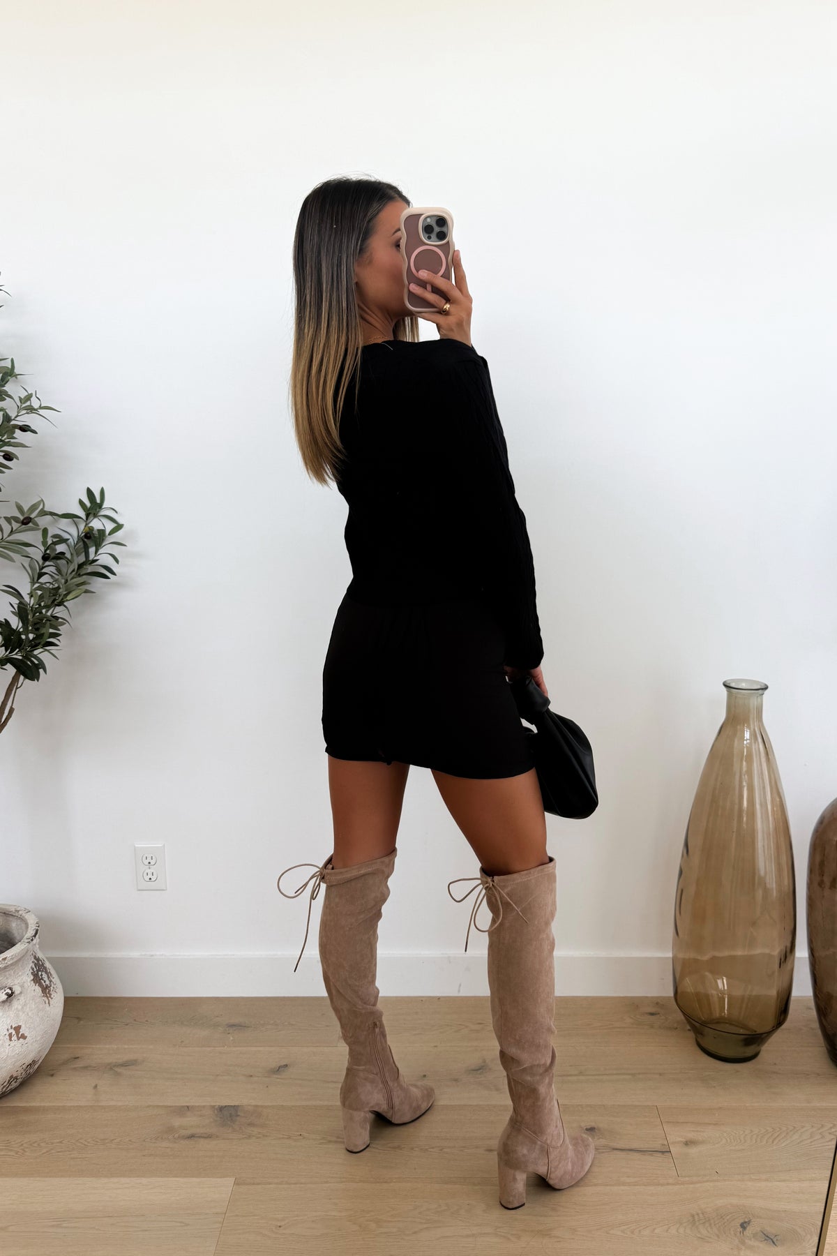 DARIA - Black Top