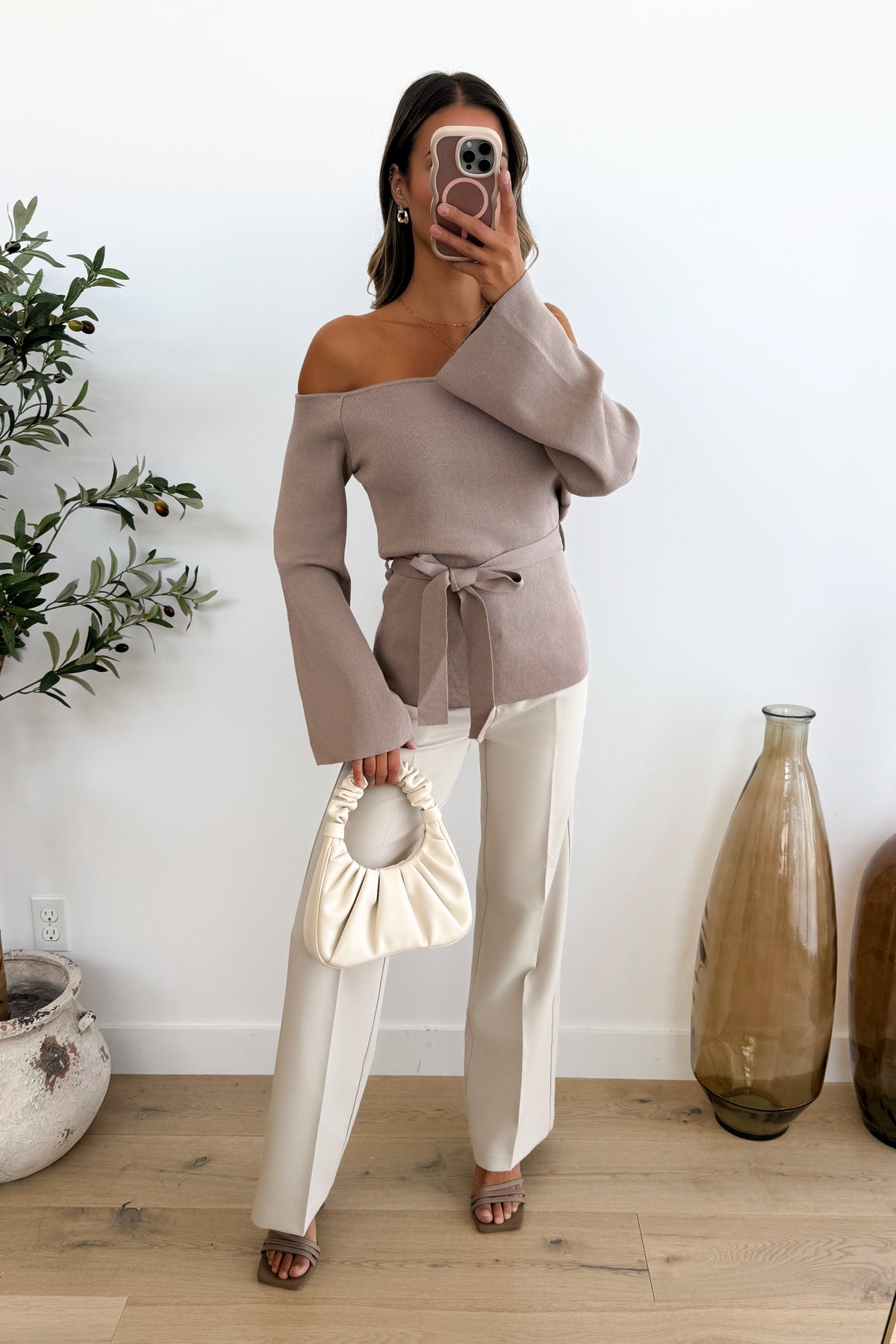 ESTELLE - Taupe Top
