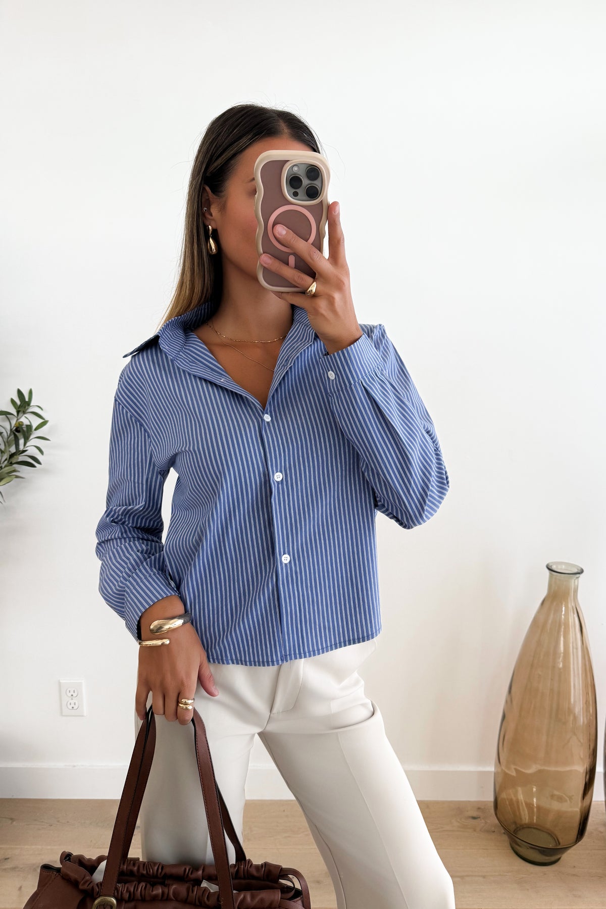 JULIANNE - Blue Shirt