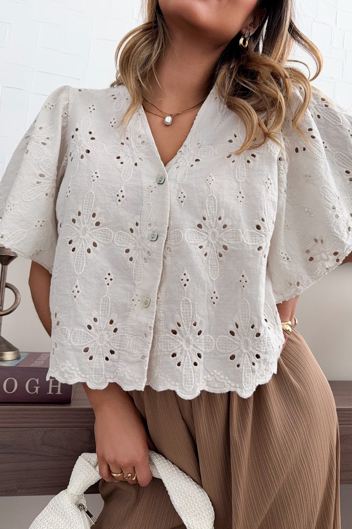 CHARLOTTE - Beige Blouse