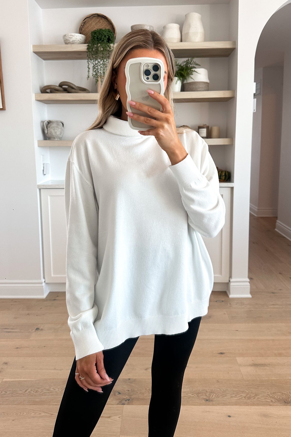 OMY - Cream Turtleneck Sweater