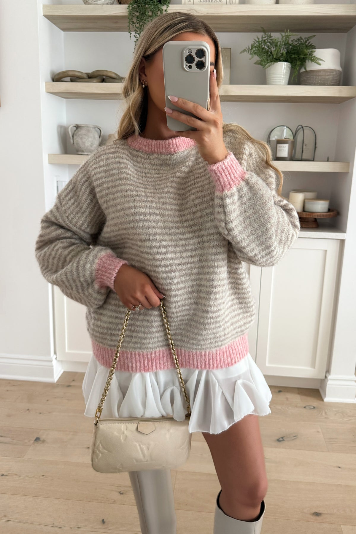 ROSEE - Taupe Pull (PRÉCOMMANDE 2 SEMAINES)