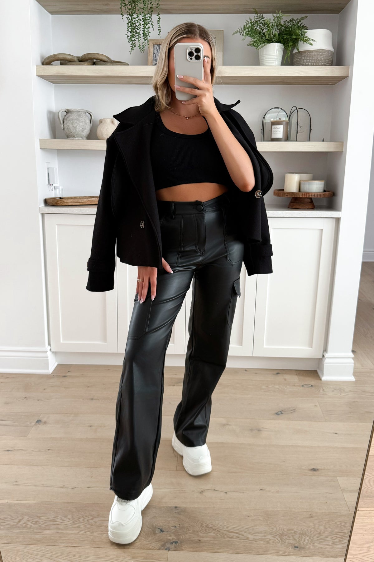 KYRA - Black Pants