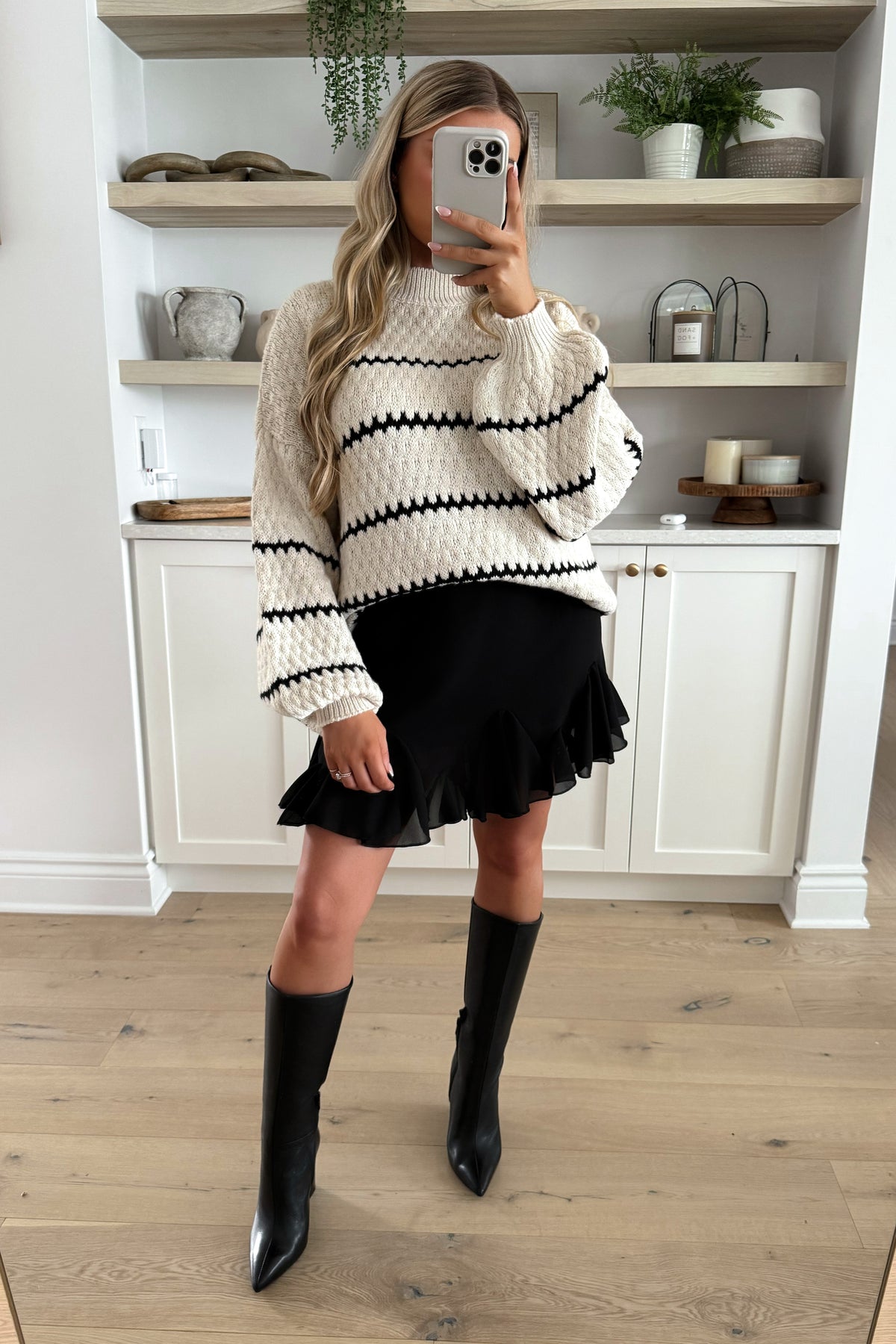 SIGNATURE - Black Skirt