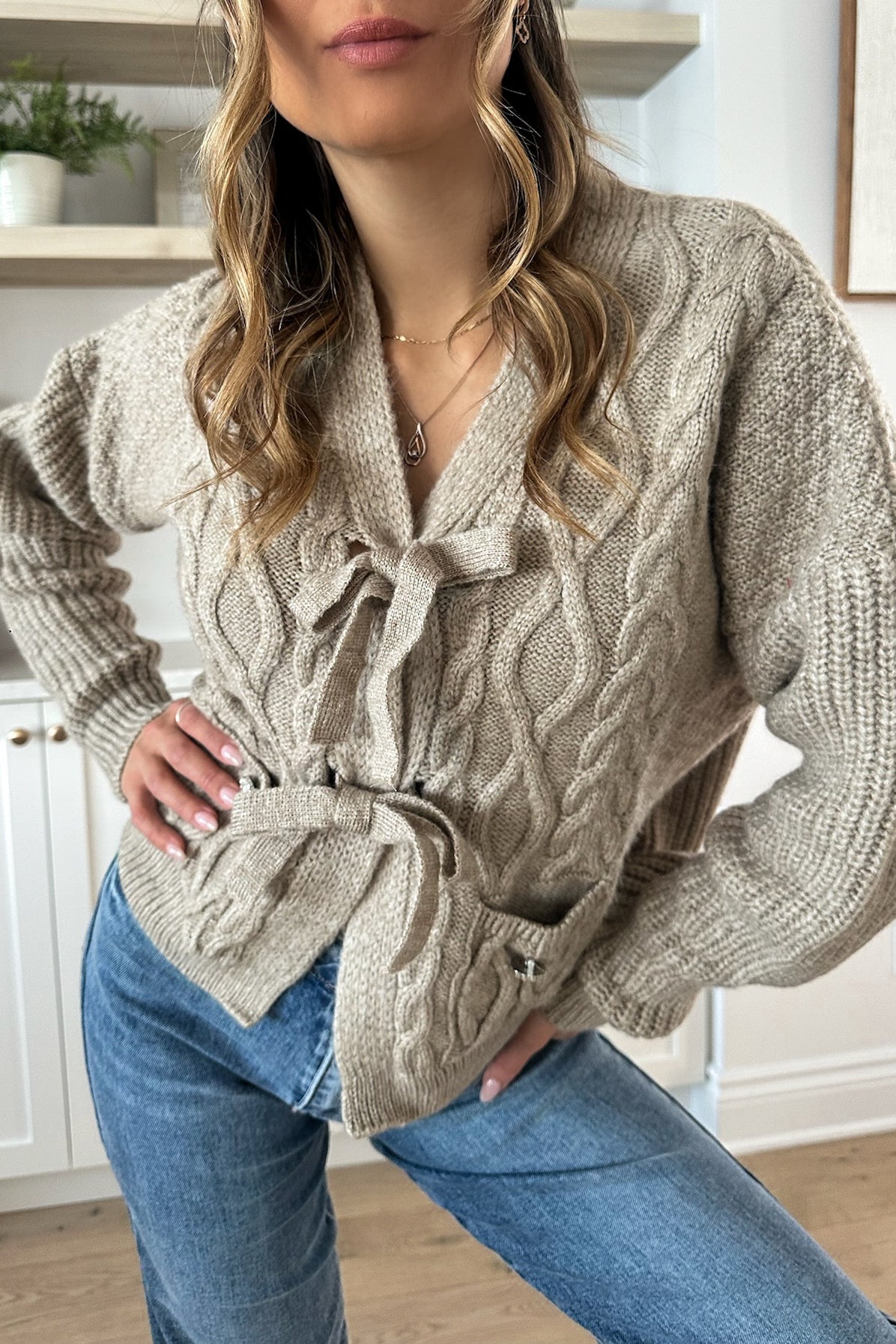 BEAU - Pull avec Boucles / Taupe