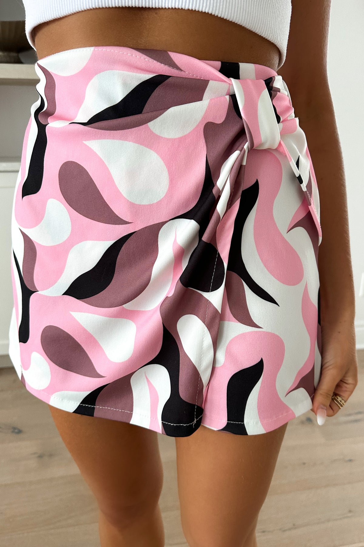 BARBIE - Pink Skirt