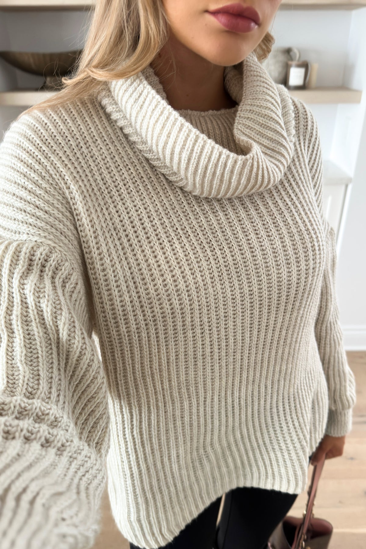 CHOUETTE - Beige Sweater
